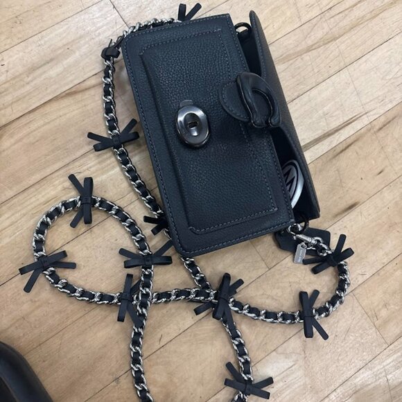 Coach Leather Chain Strap With Bows - Picture 5 of 6